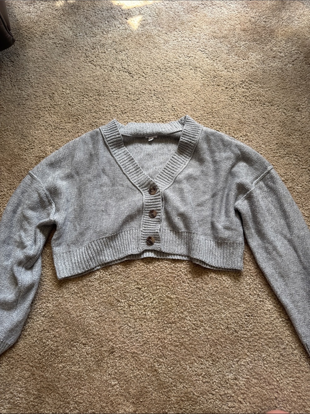 Garage Light Gray Cropped V‑Neck Button Cardigan